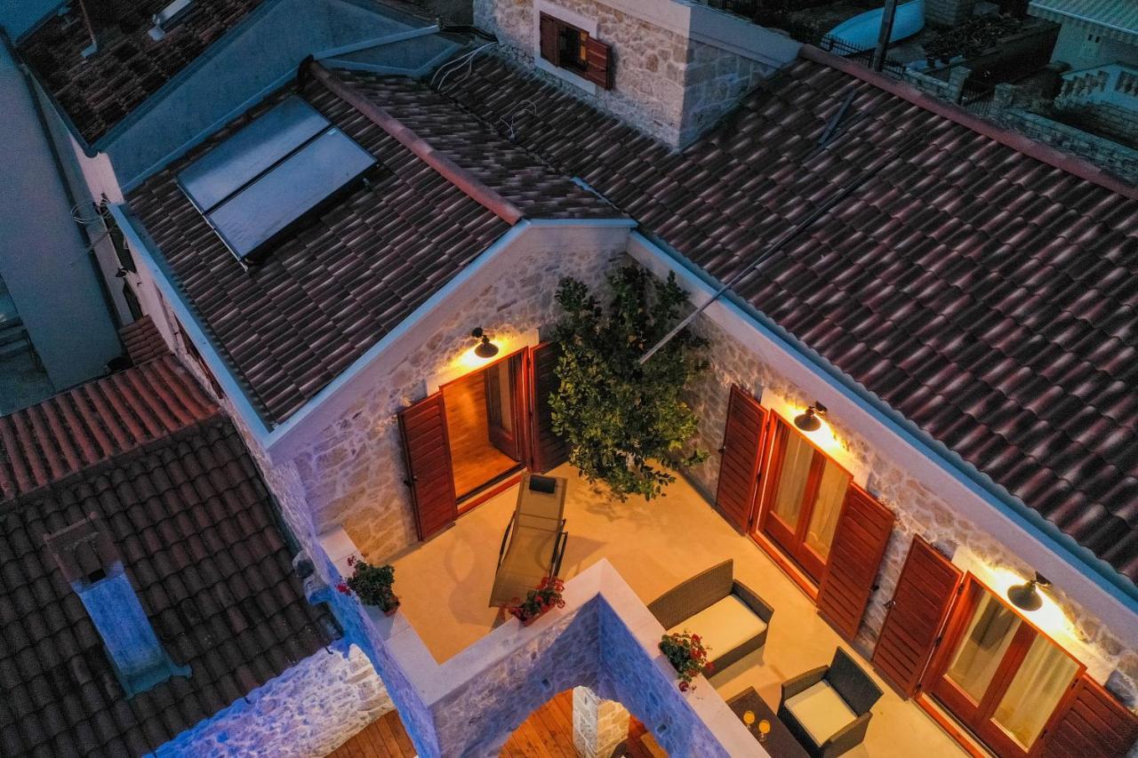 Holiday Home Mare Petrčane Exterior foto